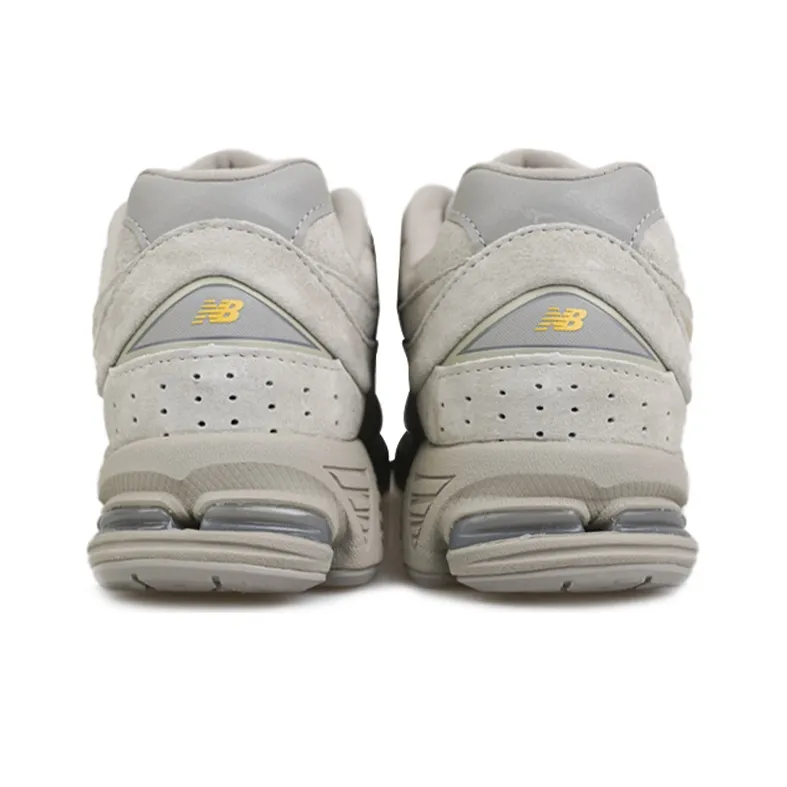 New Balance 2002R Deep Taupe-3