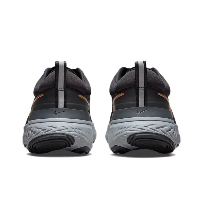 Nike React Miler 2 'Black Metallic Gold'-4