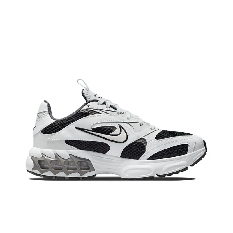 Nike Zoom Air Fire Low Top White/Black Women's-1