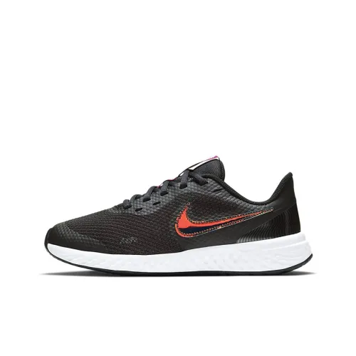 Nike Revolution 5 Power 'Black Iridescent Swoosh' GS