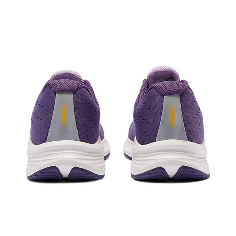 Saucony Striker Raid Striker Strike Breathable Lightweight Low-Top Running Shoes Women's Purple Standard M-3