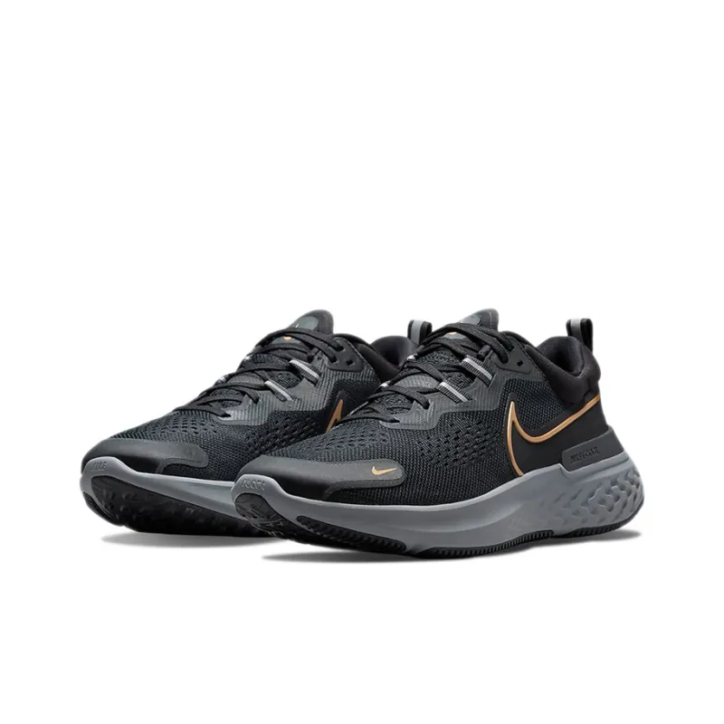 Nike React Miler 2 'Black Metallic Gold'-2