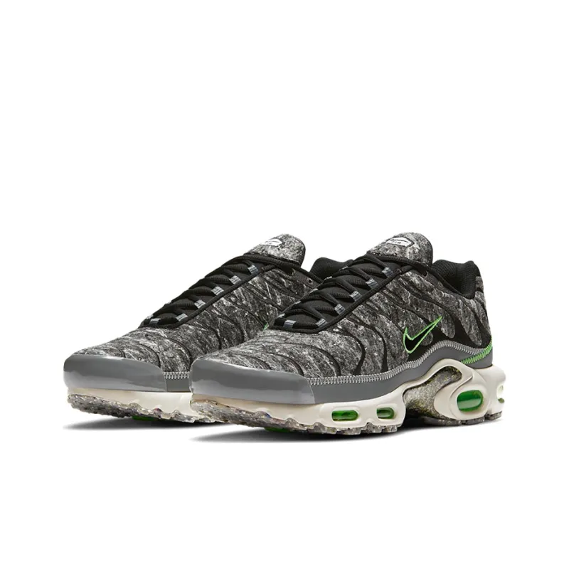 Nike Air Max Plus Essential Crater Green-2