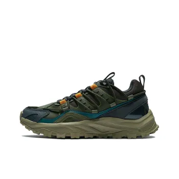XTEP Hiking / Trekking Shoes Men Low Top Green