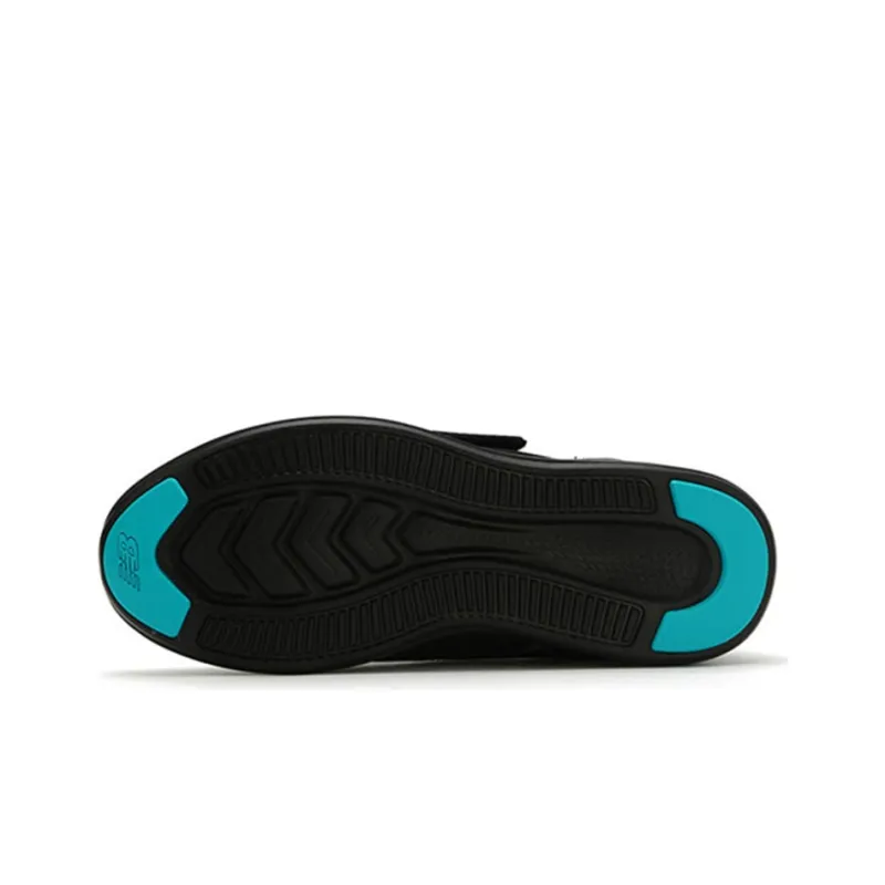 New Balance FuelCore Coast Low top Black-4