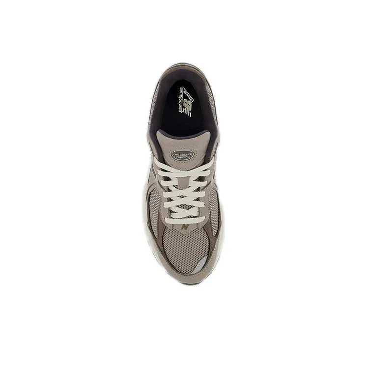New Balance 2002R Warm Alpaca Light Chalkboard-3