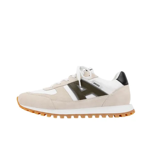 Axel Arigato Casual Shoes Men Low-Top Beige