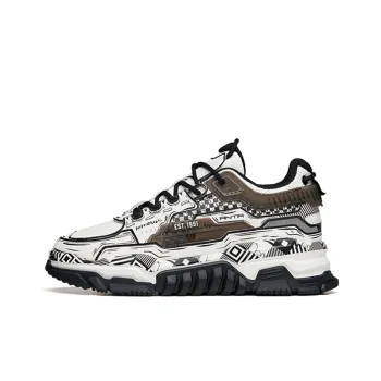 SNOOPY x Anta Cushioned Wear Resistant Slip Resistant Low Top Chunky Sneakers Men's White Black