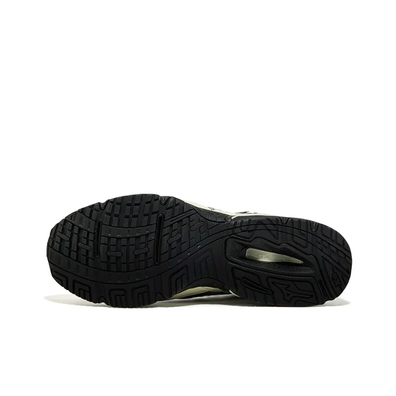 Mizuno Shoes-5