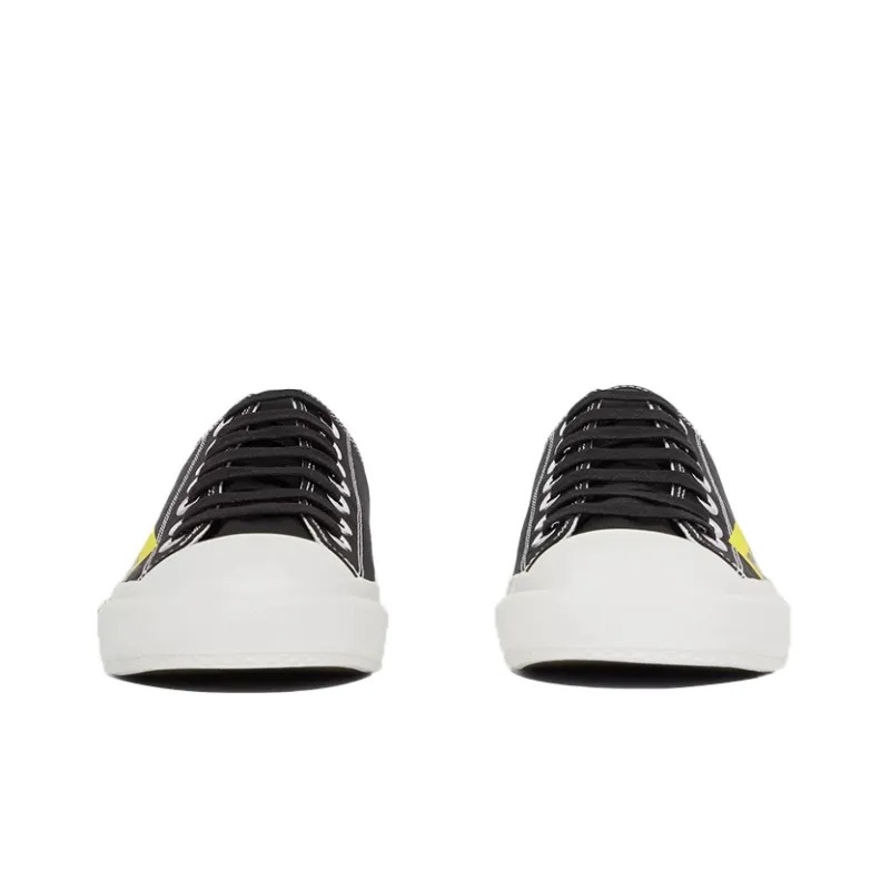 Burberry Low Top Stylish Skateboarding Shoes Women's Black Yellow-3
