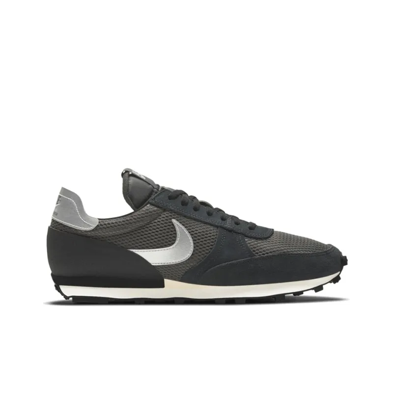 Nike Daybreak Type Mesh Iron Grey-1