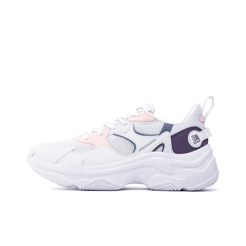 Erke Cushioned Anti Slip Wear Resistant Breathable Lightweight Low Top Casual Running Shoes Women's True White-0