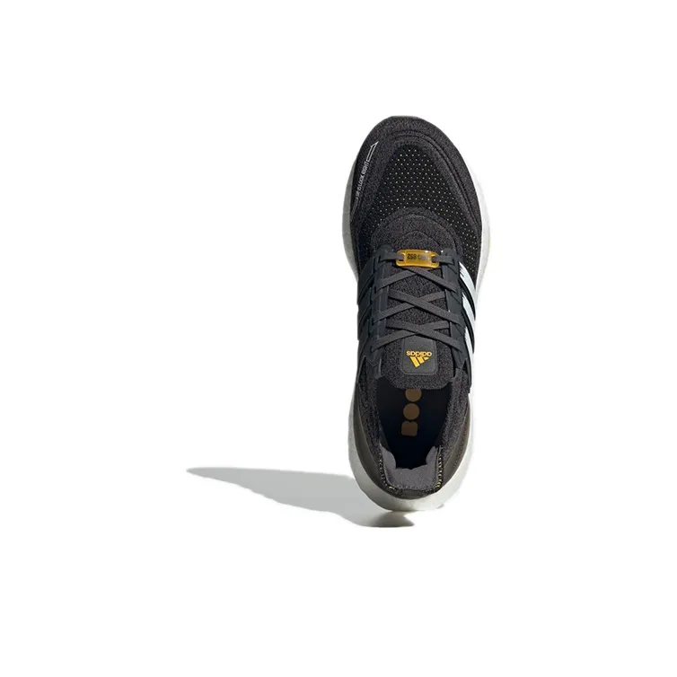 Adidas Ultra Boost 21 Hong Kong City Pack-4