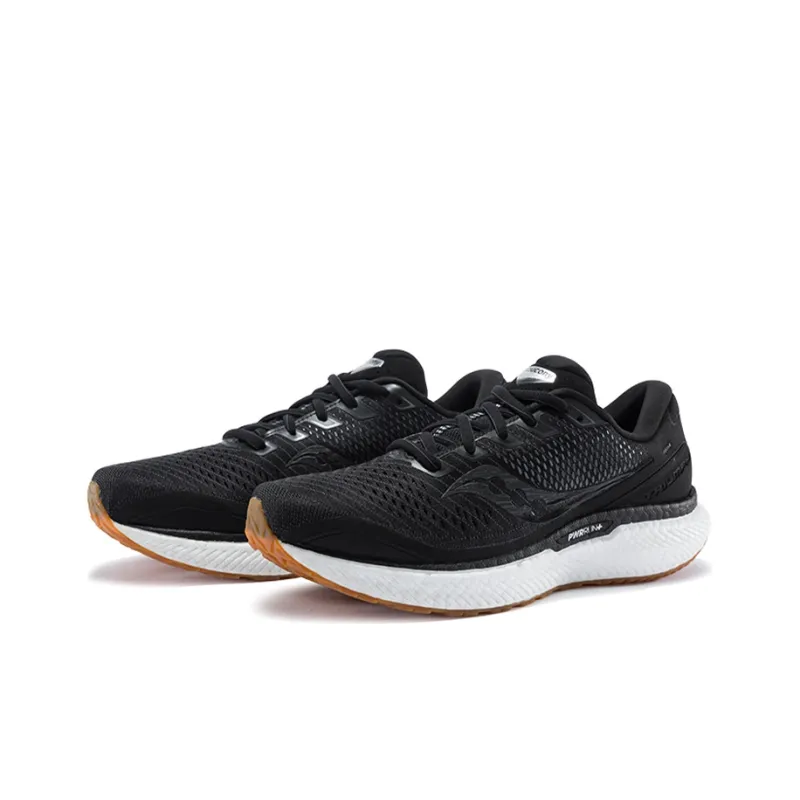 saucony Triumph 18 'Black Gum'-2