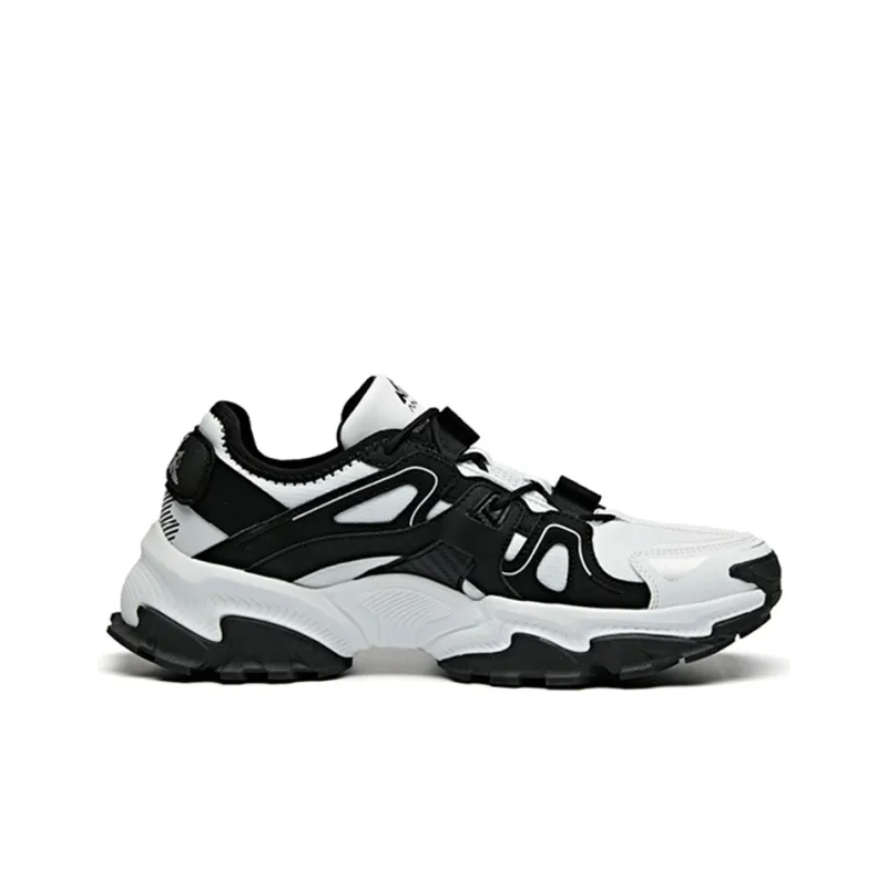 Anta Durable Breathable Low-Top Outdoor Shoes Men's Black-1