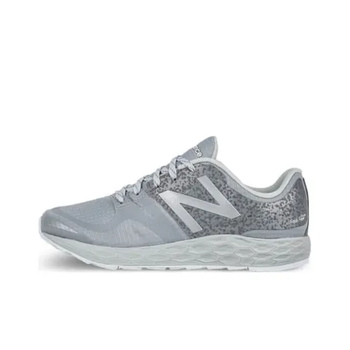 New Balance Fresh Foam Vongo Moon Phase Low Cut Grey 'Gray White'