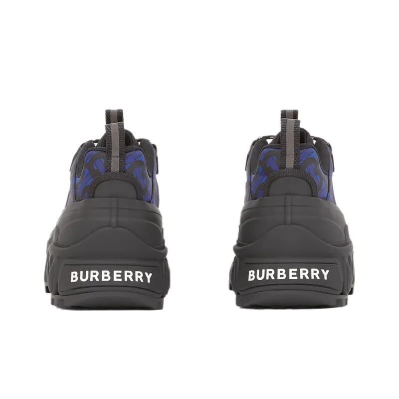 Burberry Monogram Print Technical Arthur-4