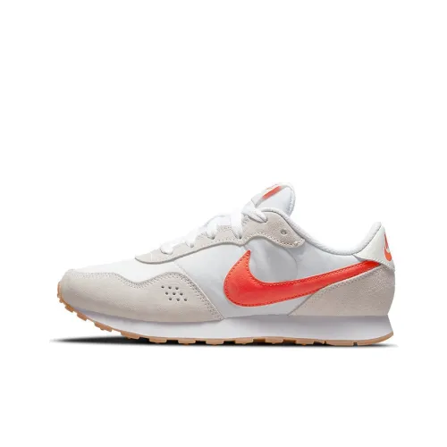 Nike MD Valiant 'White Orange' GS