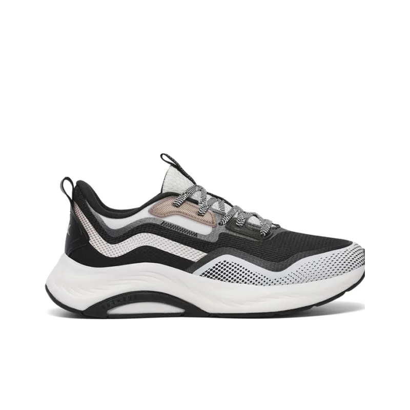 XTEP Cushioning Lightweight Low Top Running Shoes Women's Black White-1