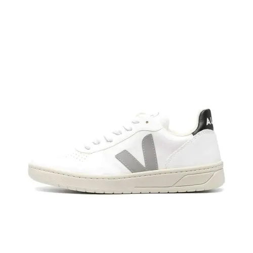 VEJA V-10 Skateboard Shoes Men Low-Top White