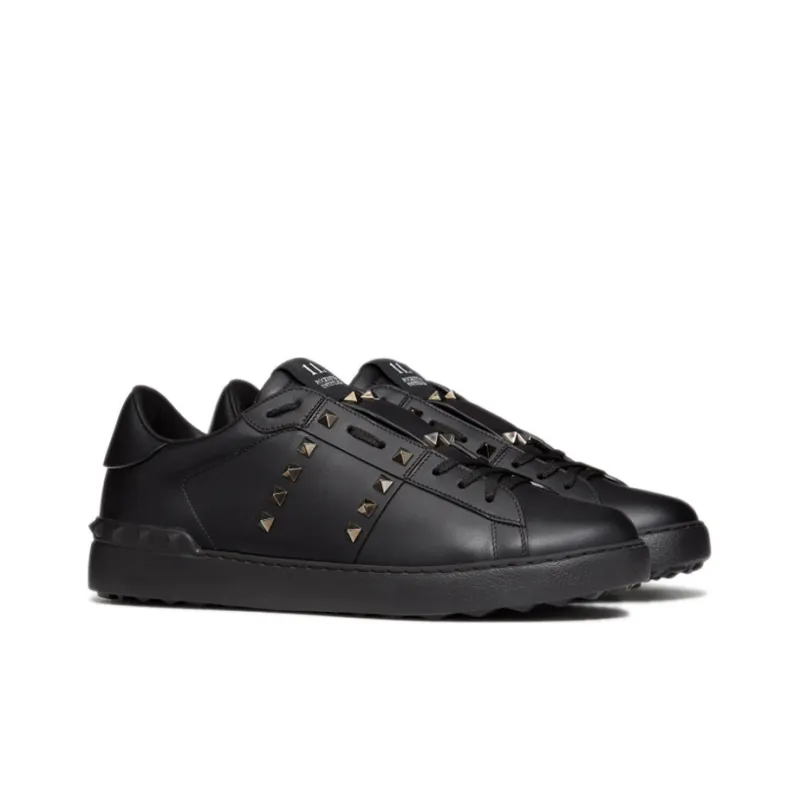 Valentino ROCKSTUD UNTITLED Low Top Stylish Skateboarding Shoes Men's Black-2