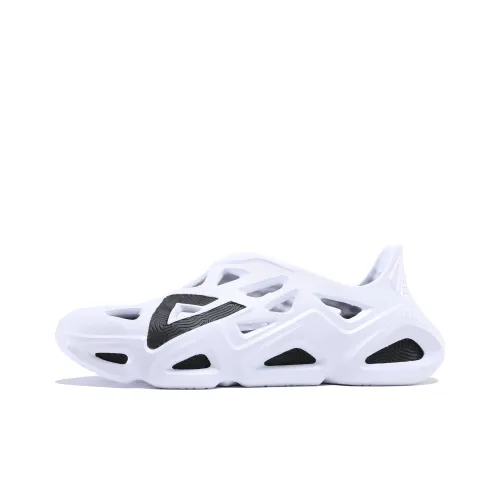Peak TAICHI Sandals White/Black