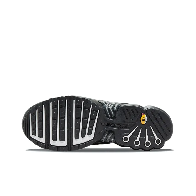 Nike Air Max Plus 3 Black Graphic-5