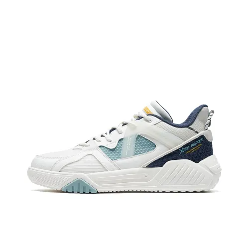 XTEP Running Shoes Men Low-Top Sail White/Ink Blue/Light Heather Gray