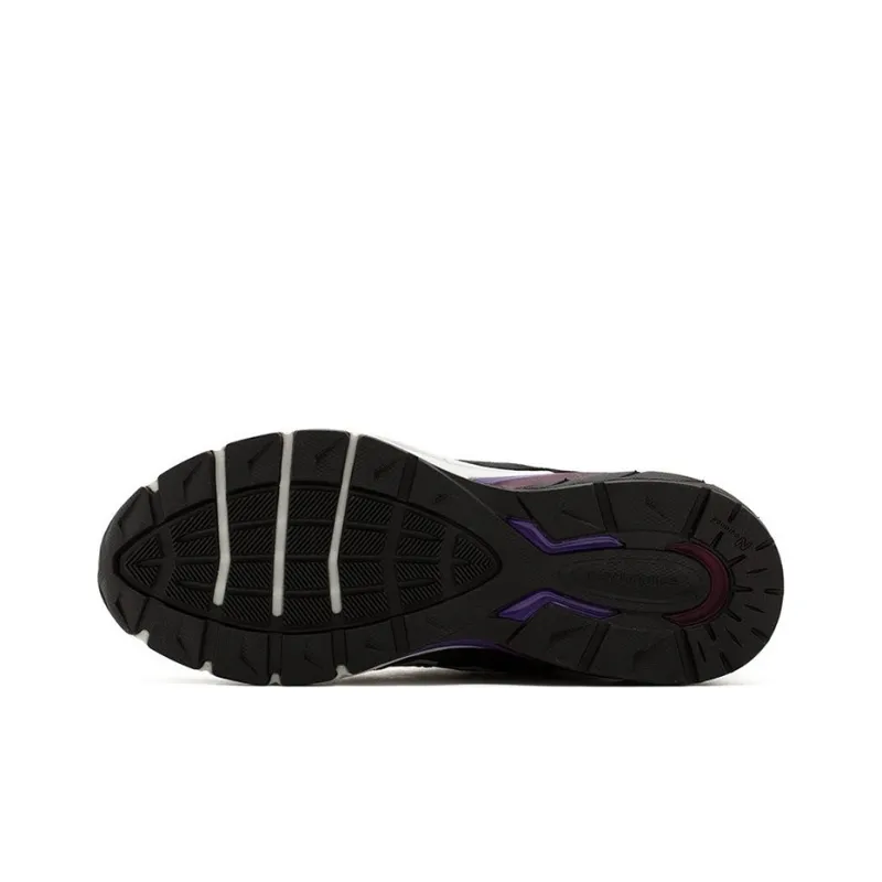 New Balance 990v5 Black Grape-3