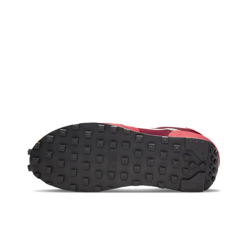 Nike Daybreak Type Team Red-5