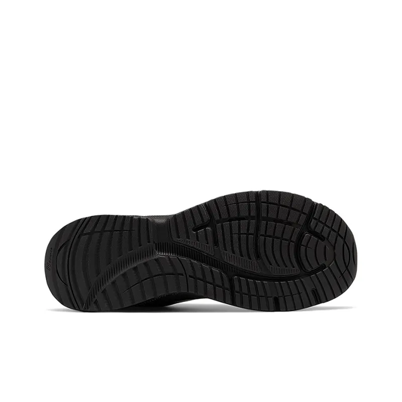 New Balance 847v4 'Black'-3