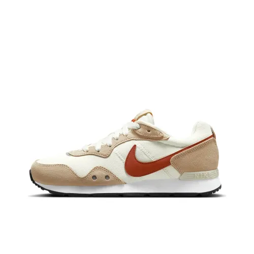 Nike Venture Runner Running Shoes Women's Low-Top Beige/Red