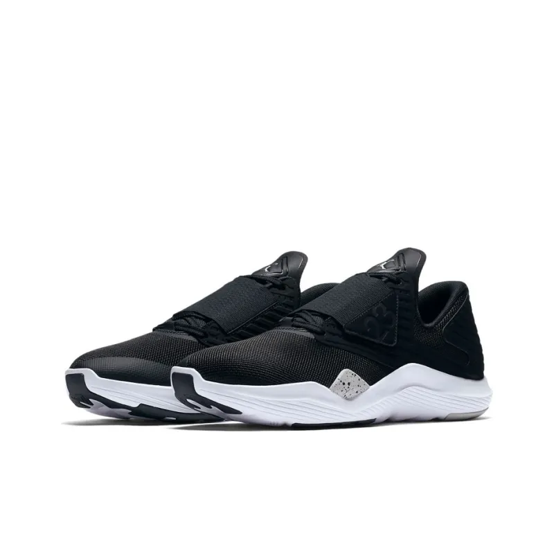 JORDAN Relentless Sports Shoes Black/White-2
