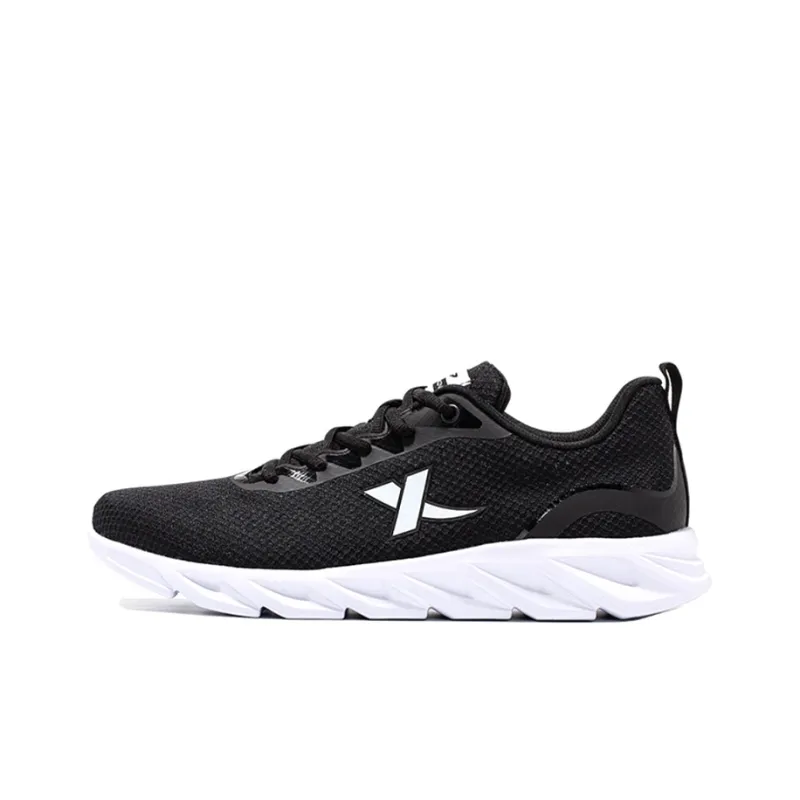 XTEP Cushioned Anti-Slip And Wear-Resistant Lightweight Low-Top Sprint Running Shoes Men's Black-0