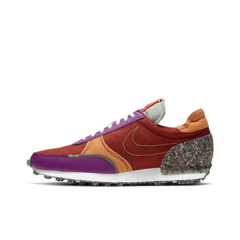 Nike Daybreak Type Rugged Orange-0