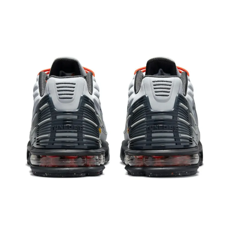 Nike Air Max Plus 3 Light Smoke Grey Metallic Silver-3