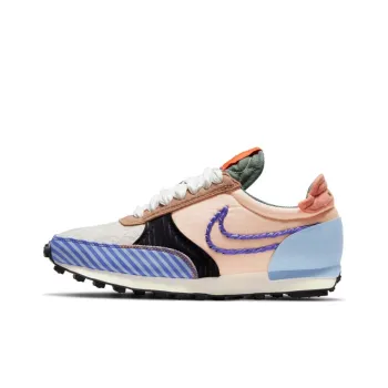Nike Daybreak Type Crimson Tint Sapphire Women's