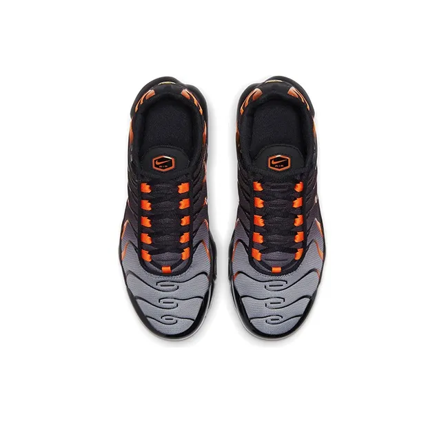 Nike Air Max Plus 'Black Team Orange' Gs-2