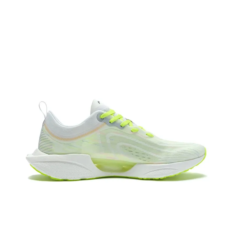 LiNing Super Light 18 䨻 Cushioning, Slip Resistant, And Abrasion Resistant Low Top Running Shoes Men's White Neon Green-1