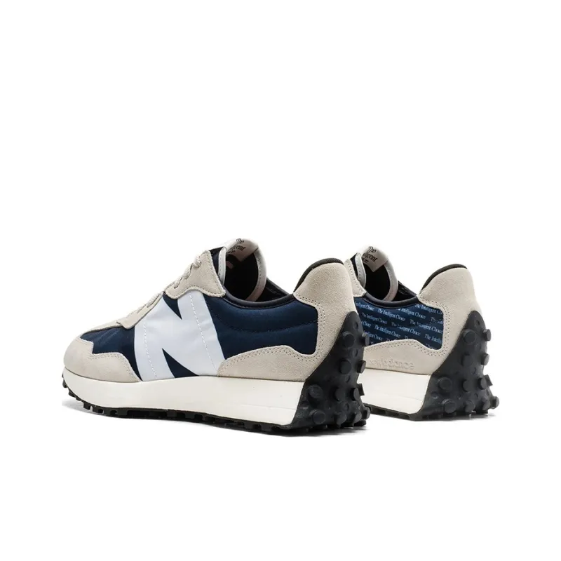 New Balance 327 Outerspace-3