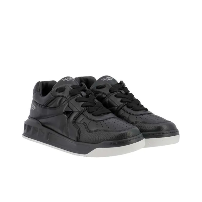 Valentino Rockstud Low Top Athletic Shoes Men's Black-2