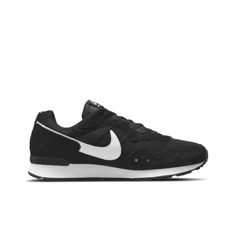 Nike Venture Runner Wide 'Black White'-1