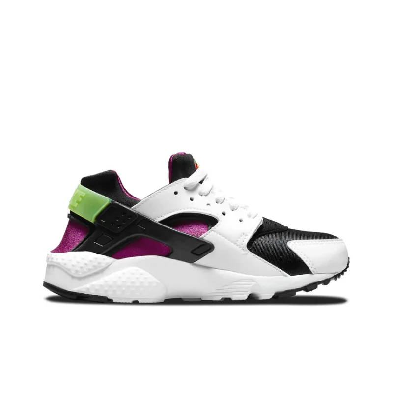 Nike Huarache Run Peace, Love, & Swoosh GS-1
