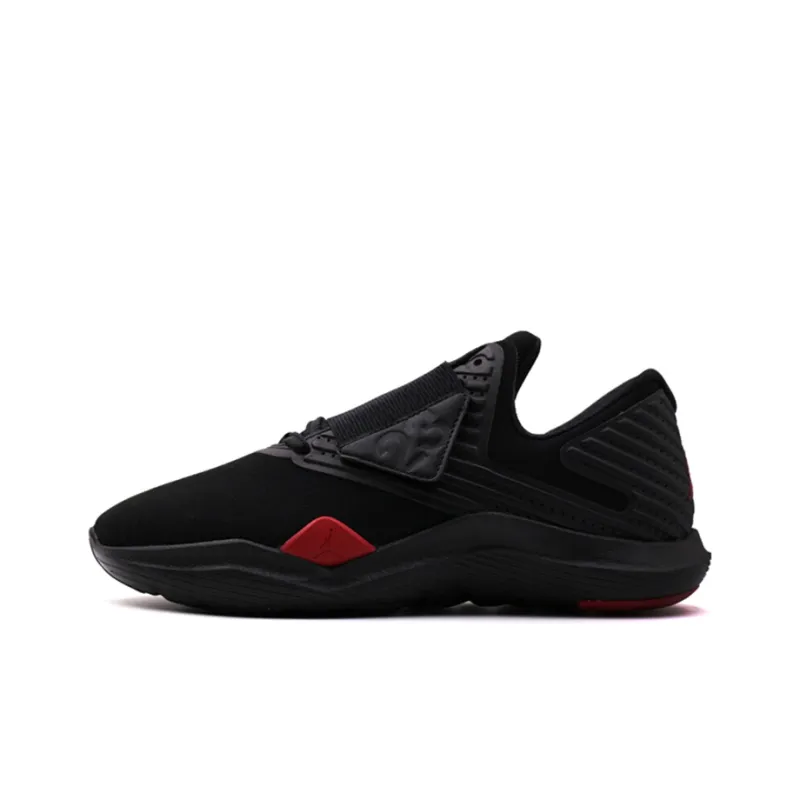 JORDAN Relentless 'Bred'-0