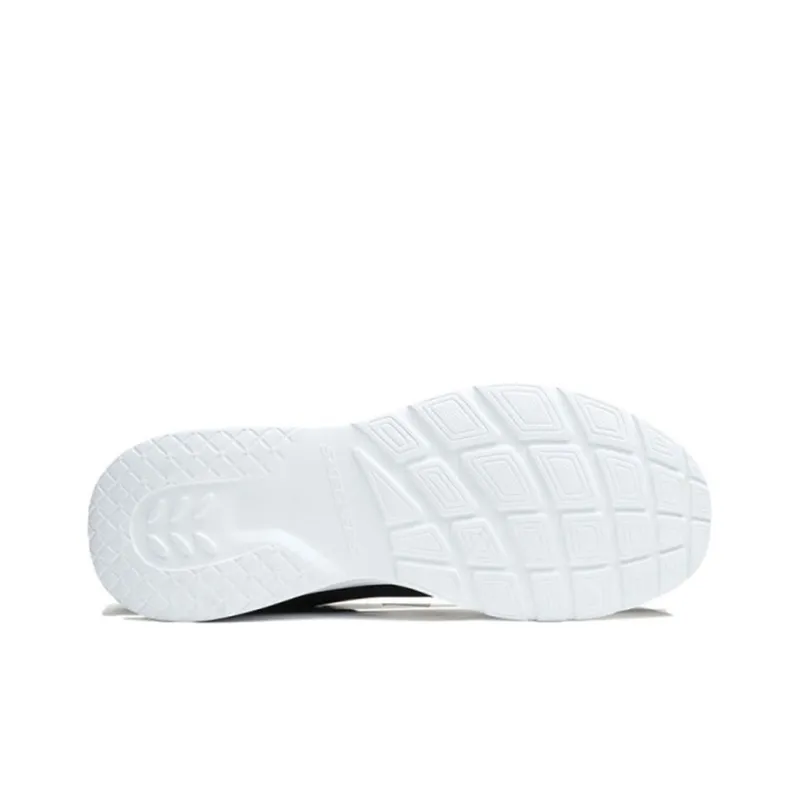 Skechers Dynamight 2.0 Low Black/White-4