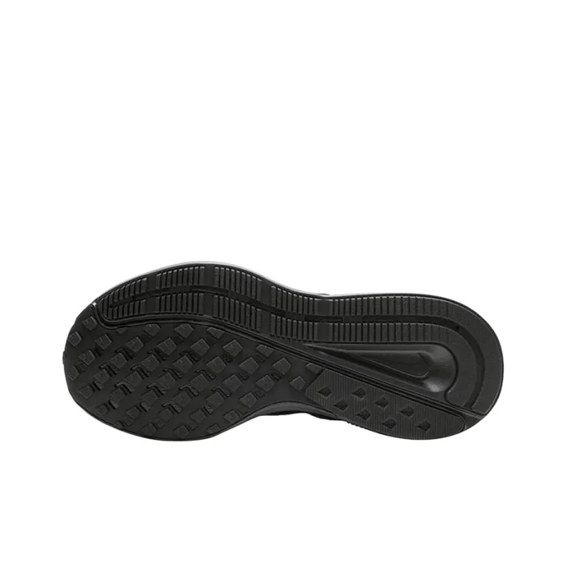 Nike Run Swift 2 'Triple Black'-4