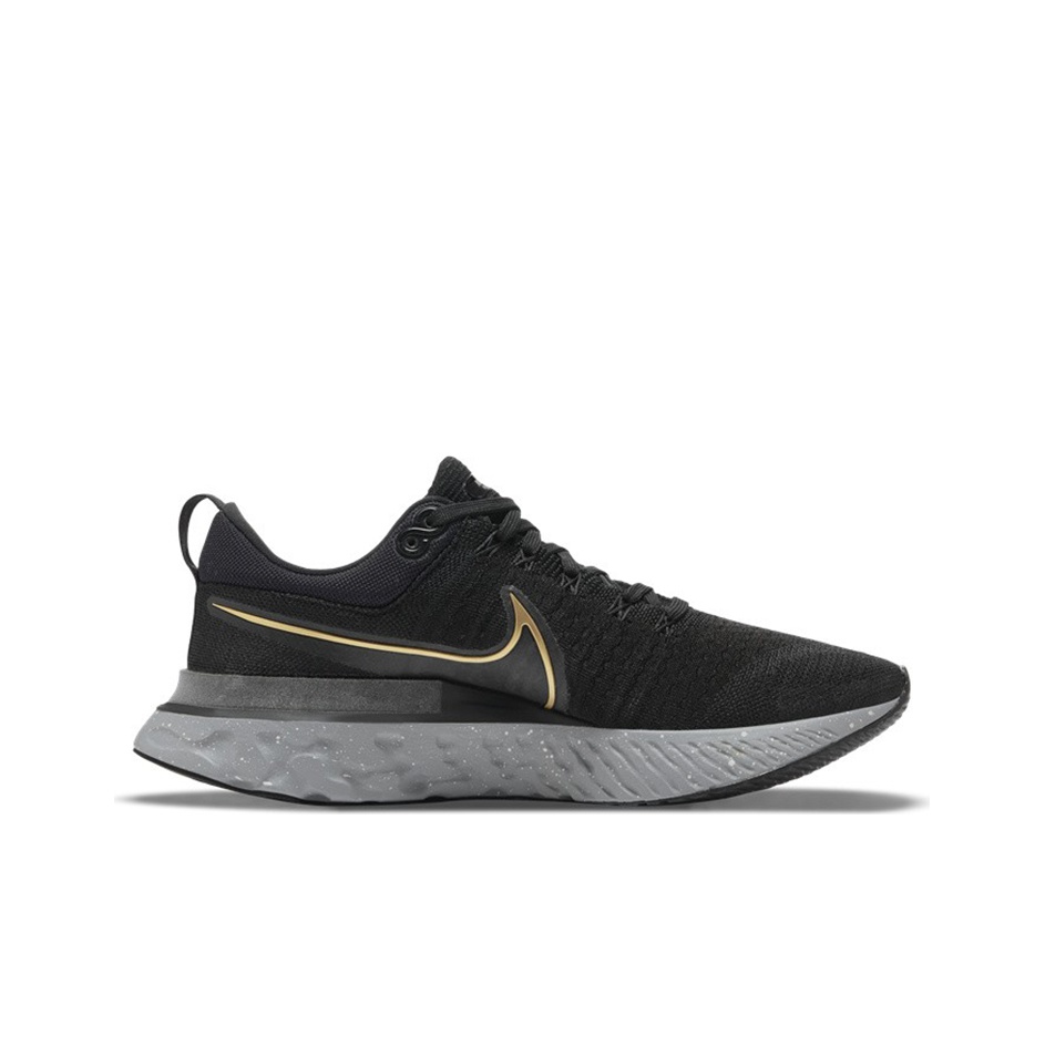 nike flyknit black and gold