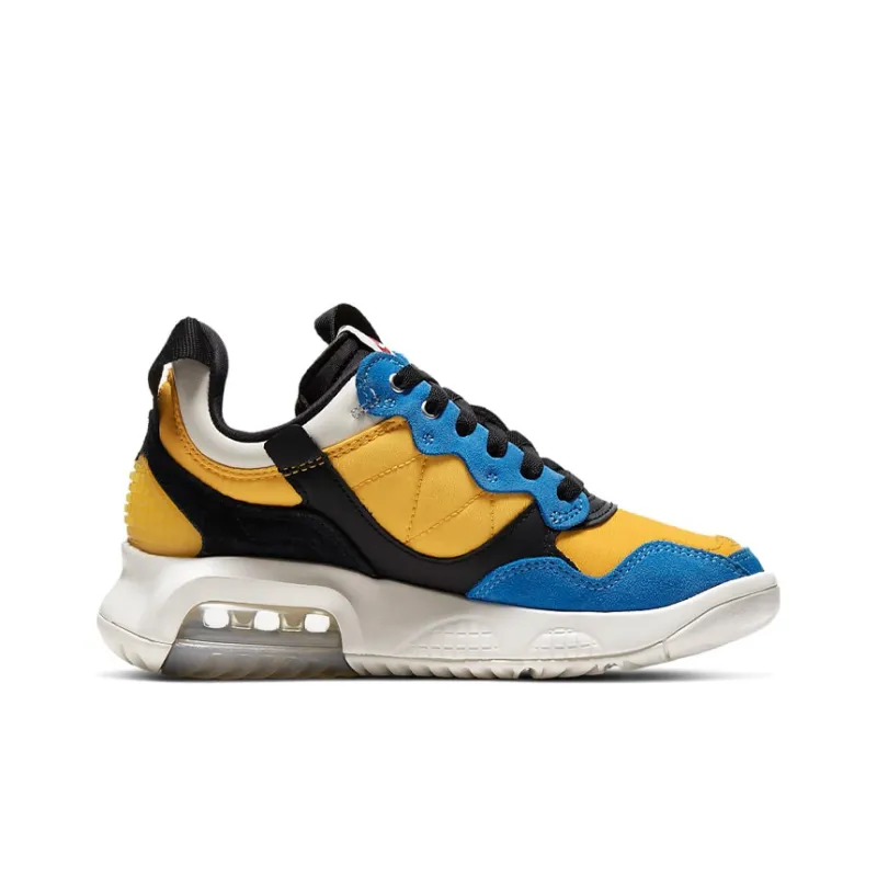 Jordan MA2 GS 'University Gold'-1