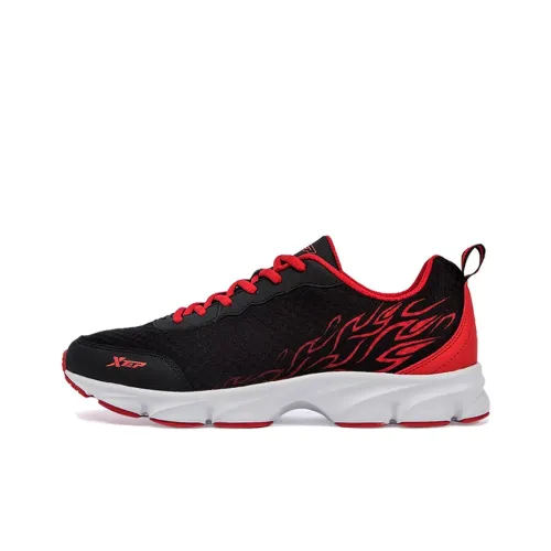 XTEP Anti Slip Wear Resistant Breathable Lightweight Low Top Running Shoes Men's Black Red