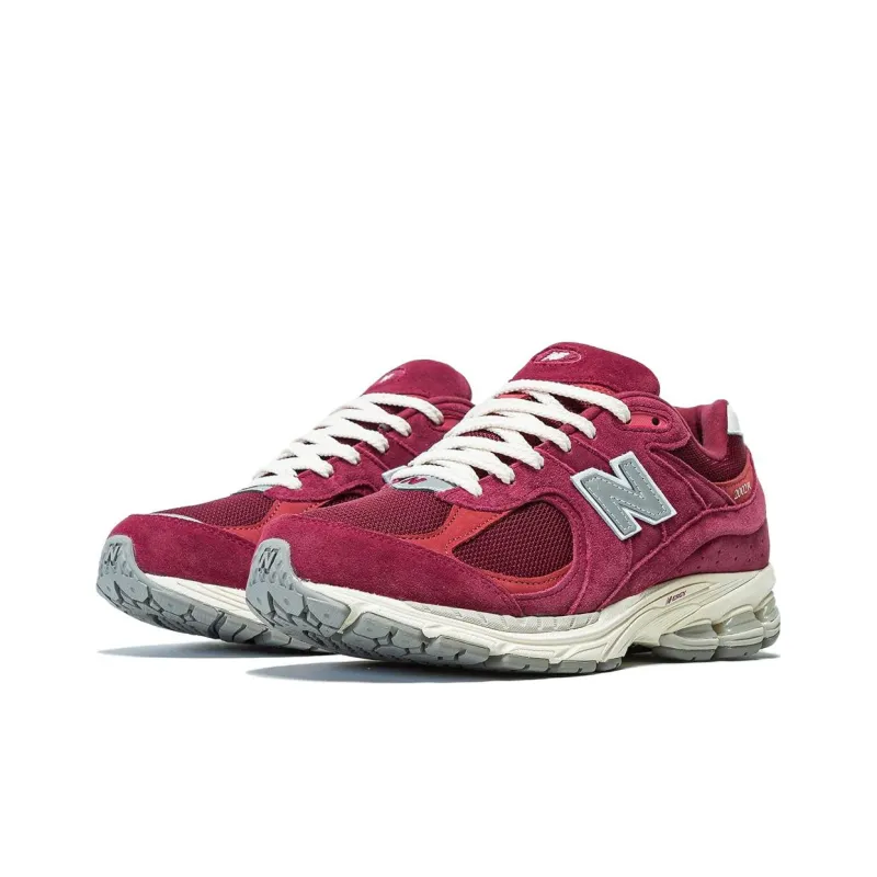 New Balance 2002R Bordeaux-2